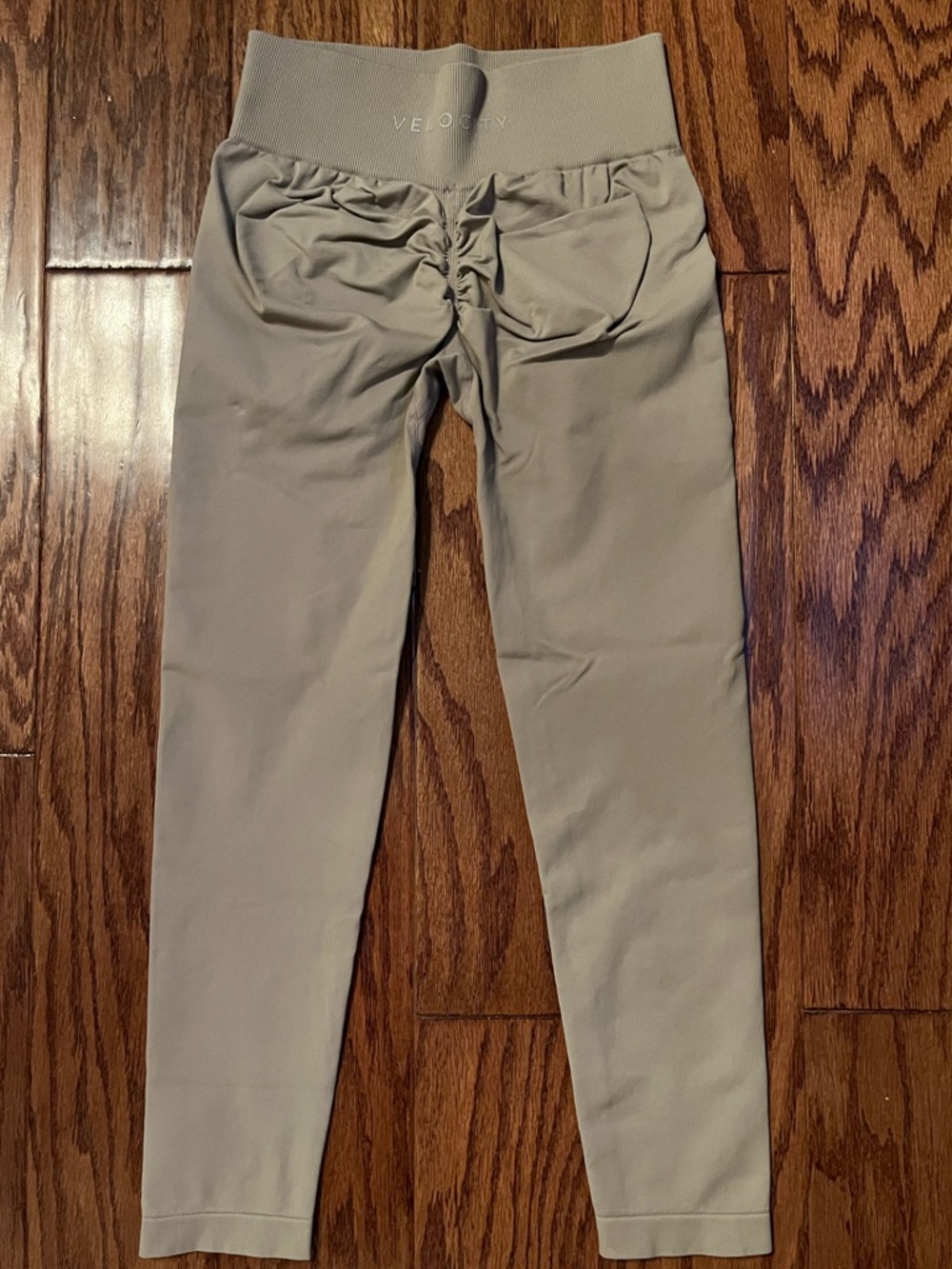 Velocity Activewear Scrunch Butt Legging Size Small